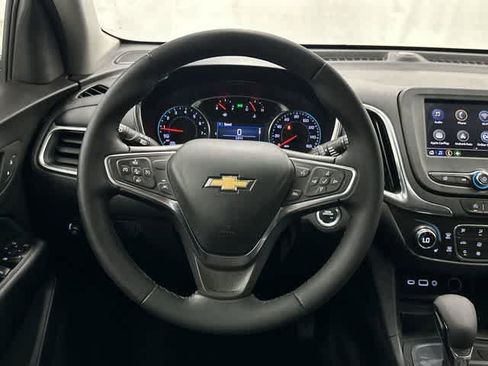 Used 2024 Chevrolet Equinox LT FWD image 15