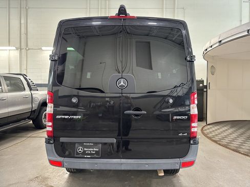 Used 2017 Mercedes-Benz Sprinter 2500 image 5