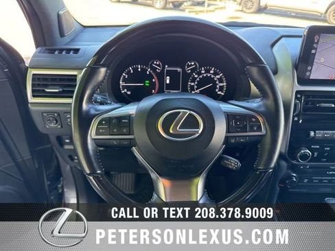 Used 2023 Lexus GX 460 Luxury w/ Off Road Package AWD/4WD image 29