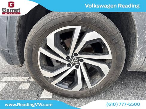 Used 2023 Volkswagen Atlas SEL image 10
