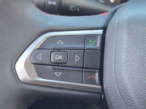 Used 2024 Jeep Compass Trailhawk AWD/4WD image 30
