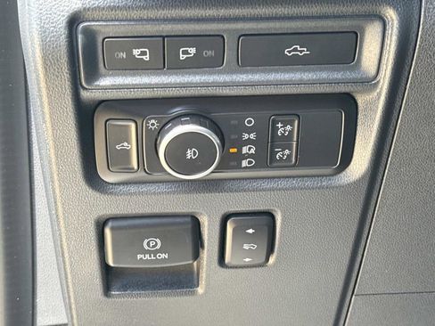 Used 2021 Ford F150 Lariat w/ Equipment Group 502A High AWD/4WD image 23