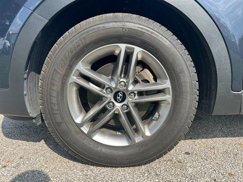 Used 2017 Hyundai Santa Fe Sport AWD/4WD image 11