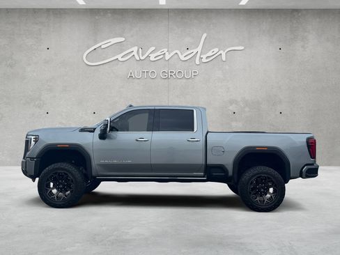 Used 2024 GMC Sierra 2500 Denali Ultimate image 11