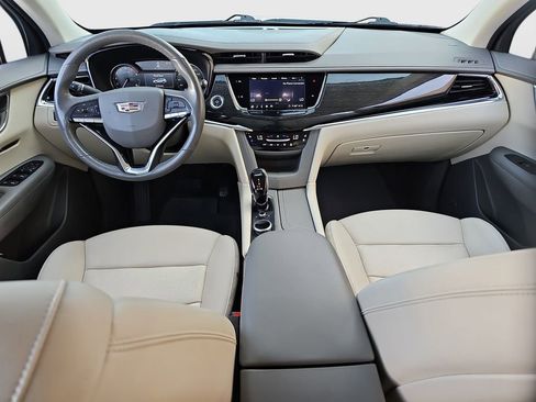 Used 2020 Cadillac XT6 Premium Luxury image 19