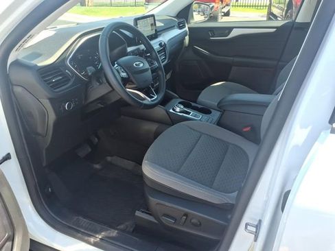 Used 2022 Ford Escape SE w/ Convenience Package image 12