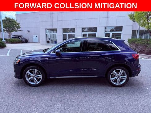 Used 2021 Audi Q3 2.0T Premium w/ Convenience Package AWD/4WD image 4
