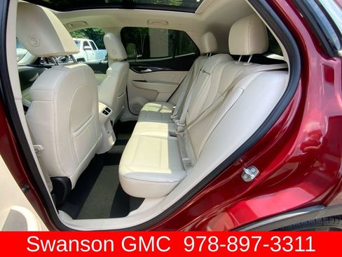 Certified 2022 Buick Envision Essence w/ Technology Package I FWD image 26