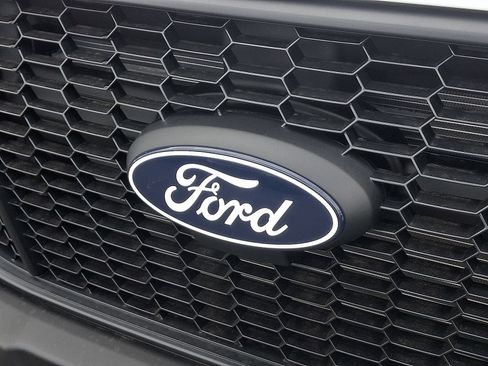 New 2026 Ford Transit 250 148 Medium Roof w/ Load Area Protection Package RWD image 15