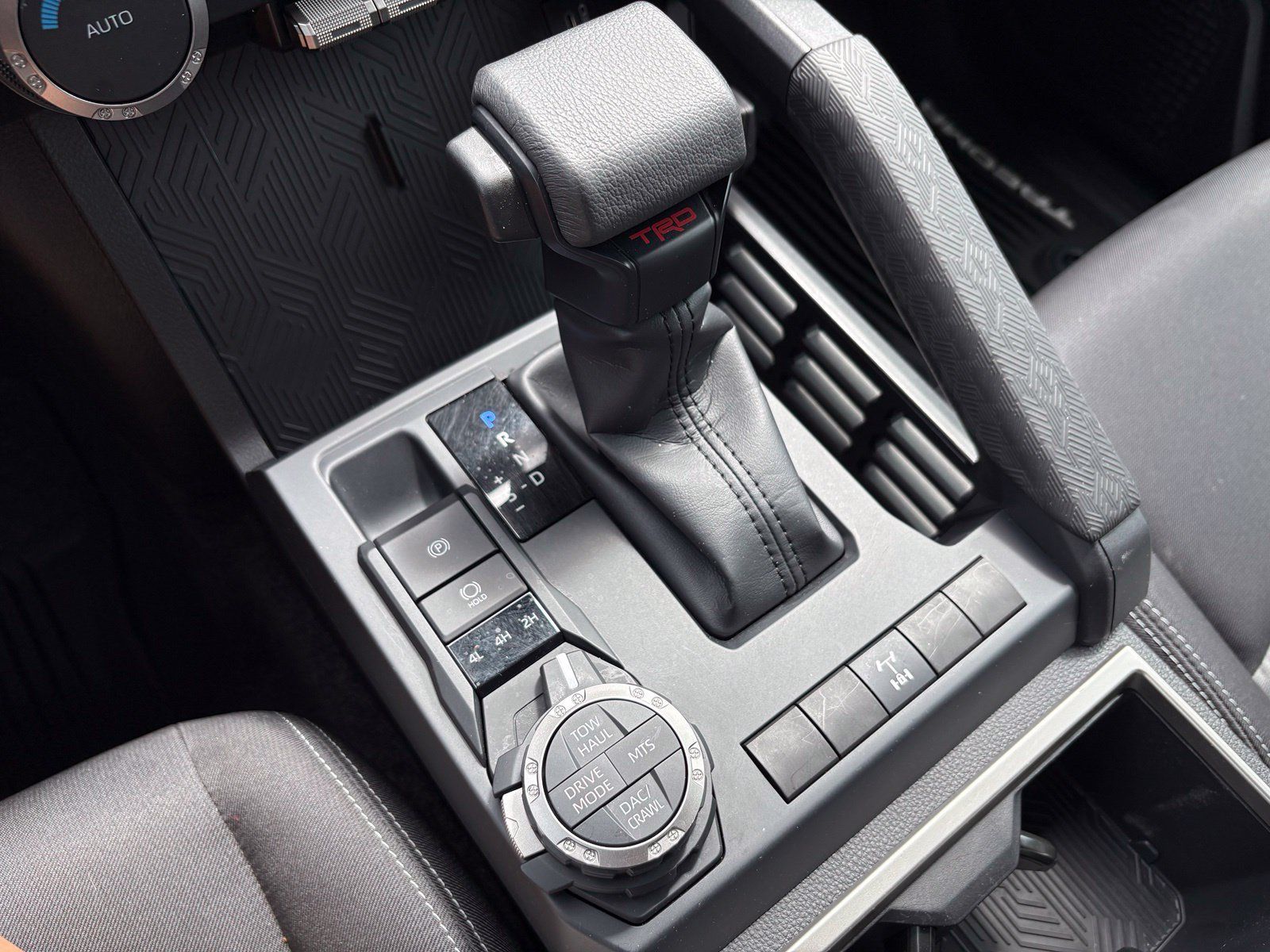 Used 2025 Toyota Tacoma TRD Off-Road AWD/4WD image 19