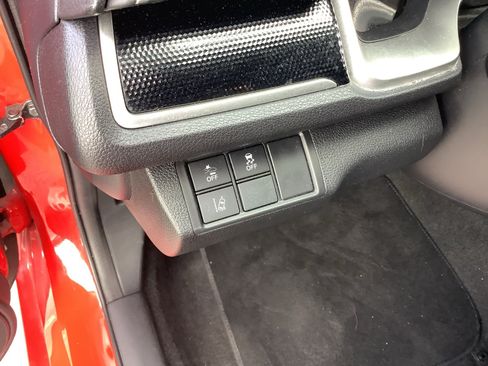Used 2019 Honda Civic Sport image 18