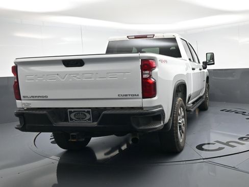 Used 2024 Chevrolet Silverado 2500 Custom w/ Custom Convenience Package AWD/4WD image 18