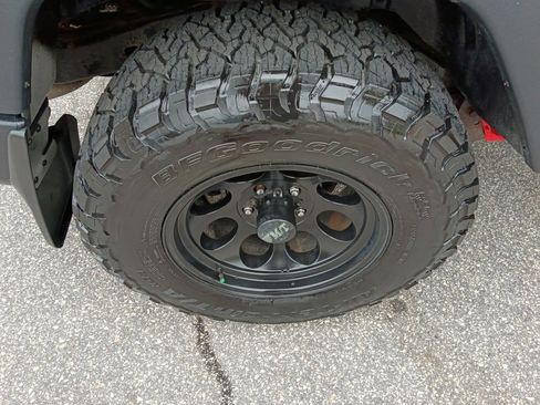 Used 2013 Jeep Wrangler Sport w/ Connectivity Group AWD/4WD image 27