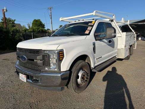 Used 2019 Ford F350 XL w/ XL Value Package image 4