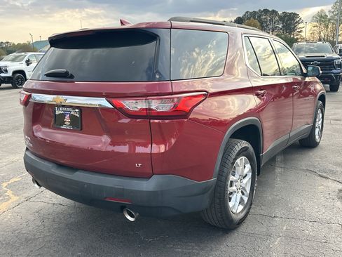 Used 2021 Chevrolet Traverse LT FWD image 8
