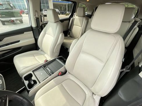 Certified 2025 Honda Odyssey EX-L image 15
