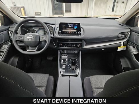 New 2026 Nissan Rogue SV FWD image 19