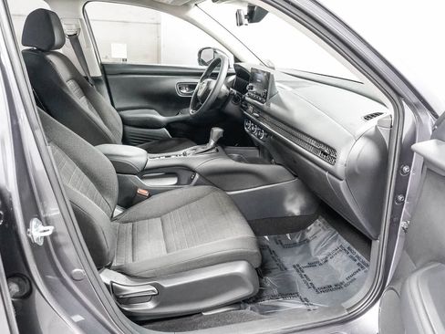 Used 2025 Honda HR-V LX image 16