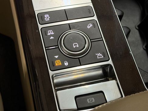 Used 2019 Land Rover Range Rover HSE AWD/4WD image 32