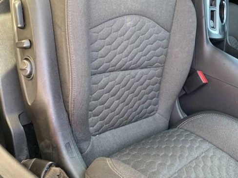 Used 2020 Chevrolet Equinox LT image 14