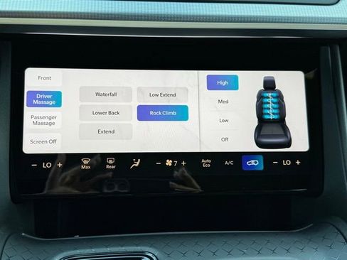 New 2025 Jeep Wagoneer S Launch Edition image 25