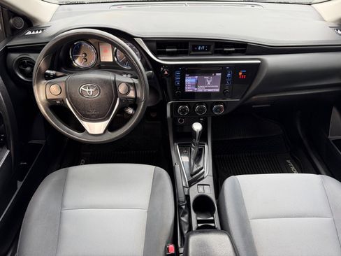 Used 2019 Toyota Corolla L image 20