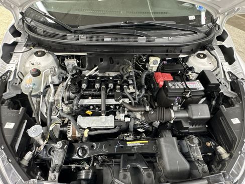 Used 2024 Nissan Kicks SV FWD image 39