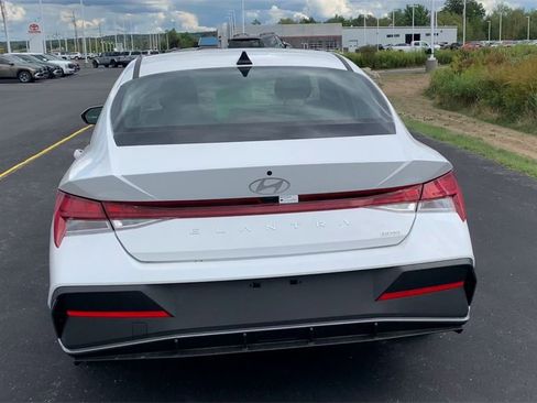 New 2025 Hyundai Elantra Blue w/ Cargo Package image 9