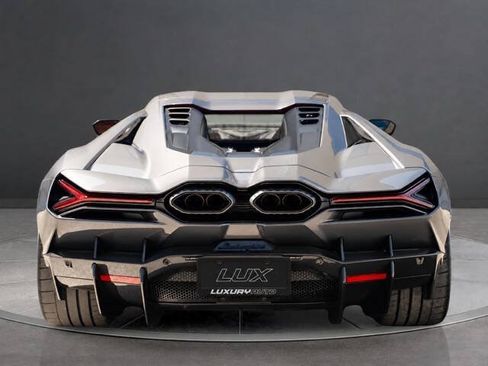 Used 2025 Lamborghini Revuelto AWD/4WD image 6