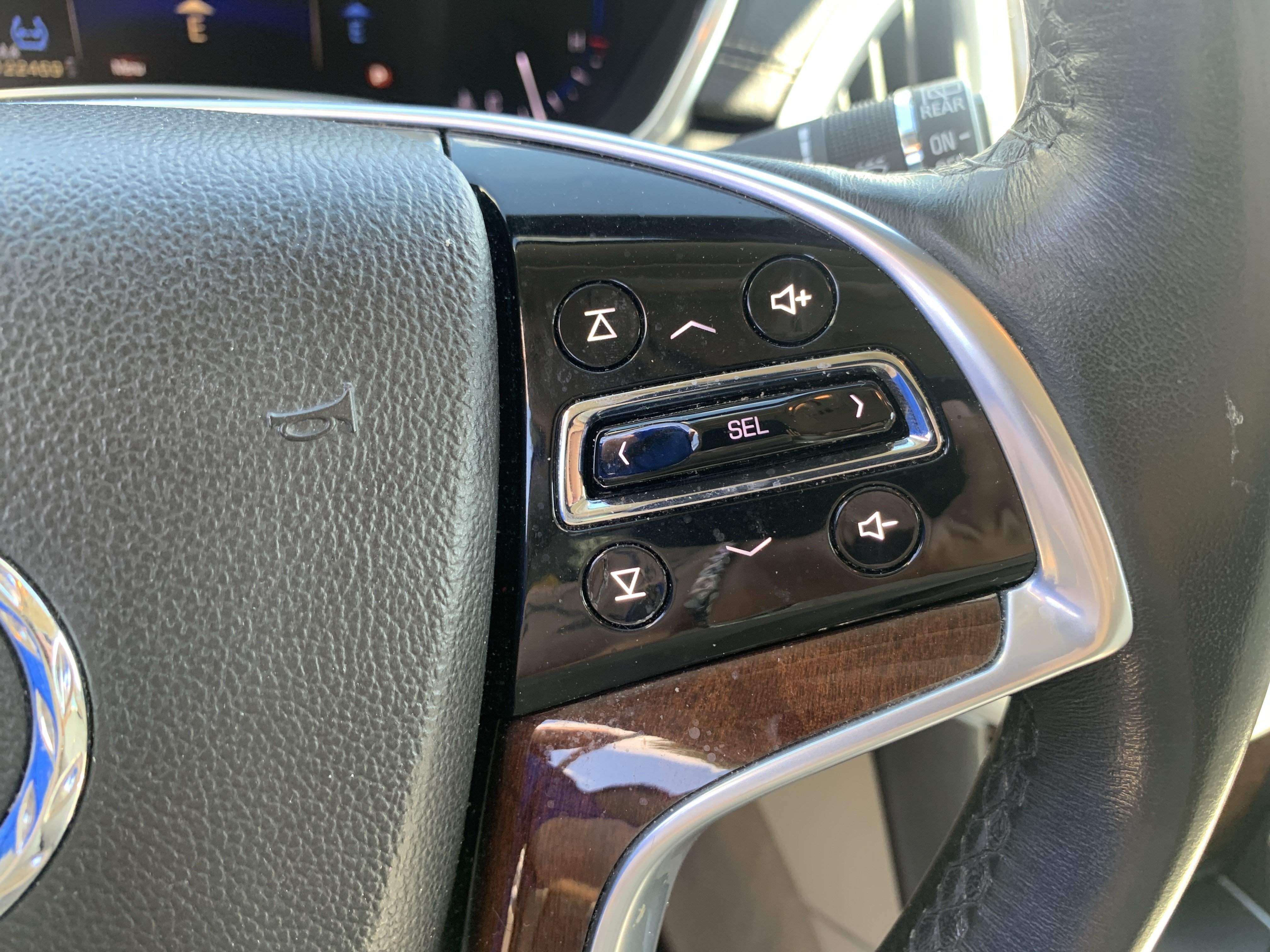 Used 2013 Cadillac SRX Luxury w/ Driver Awareness Package FWD image 20