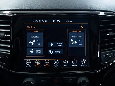 Used 2022 Jeep Grand Cherokee Laredo X image 14