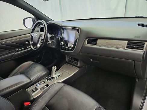 Used 2022 Mitsubishi Outlander SEL AWD/4WD image 26