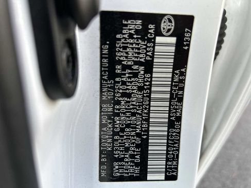 Used 2016 Toyota Camry LE FWD image 23