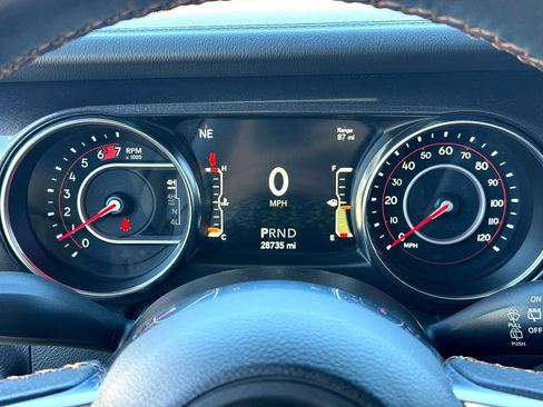 Used 2021 Jeep Wrangler Unlimited Rubicon image 18