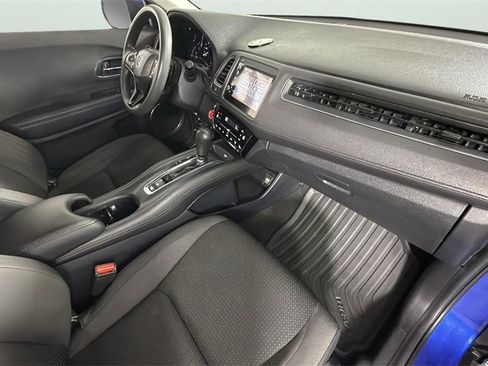Used 2019 Honda HR-V EX image 32