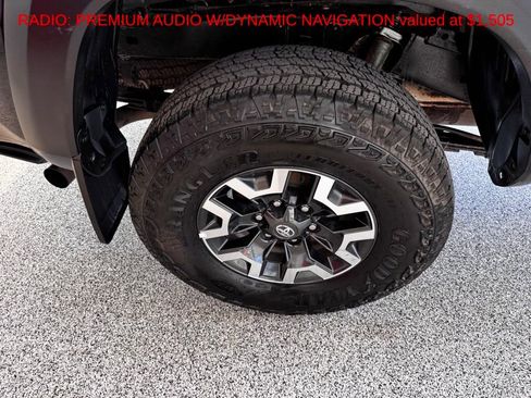Used 2023 Toyota Tacoma TRD Off-Road w/ Advanced Technology Package image 7