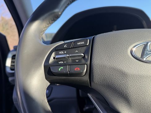 Used 2018 Hyundai Ioniq SEL image 18