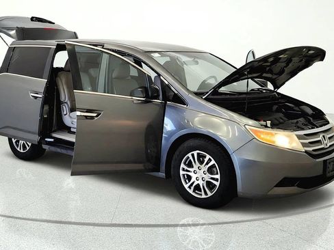 Used 2012 Honda Odyssey EX image 7