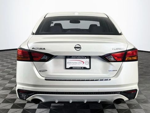 Used 2020 Nissan Altima 2.0 Platinum FWD image 7