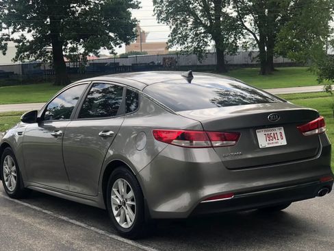 Used 2016 Kia Optima LX FWD image 7