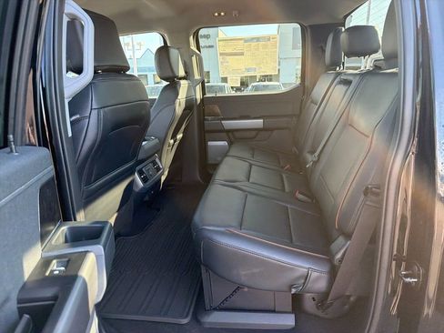 New 2026 Ford F250 Lariat w/ Black Appearance Package AWD/4WD image 24