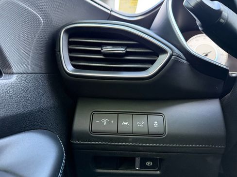 Used 2022 Hyundai Santa Fe SEL w/ Convenience + Premium Package image 13