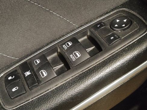 Used 2023 Dodge Charger SXT RWD image 27