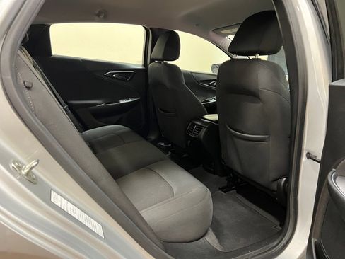 Used 2020 Chevrolet Malibu LT image 31