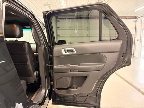 Used 2012 Ford Explorer XLT AWD/4WD image 8