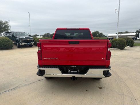 Used 2026 Chevrolet Silverado 1500 LT RWD image 12