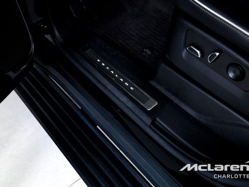 Used 2022 Cadillac Escalade Sport w/ Touring Package AWD/4WD image 16