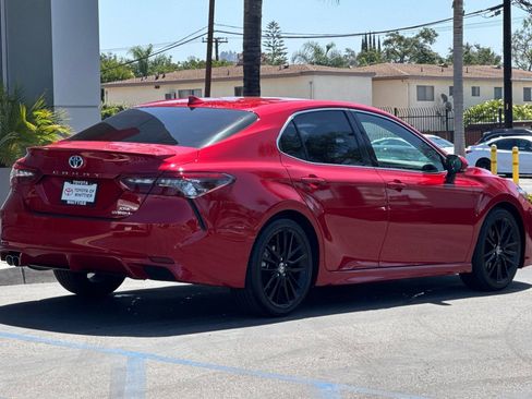 Certified 2022 Toyota Camry XSE w/ Navigation Upgrade Package FWD image 5