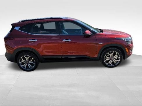 Used 2021 Kia Seltos SX AWD/4WD image 2
