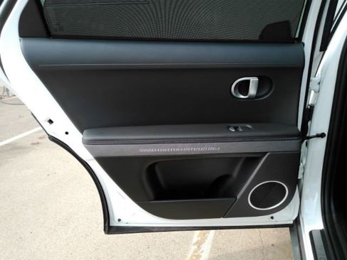 Used 2024 Hyundai Ioniq 5 Limited image 20